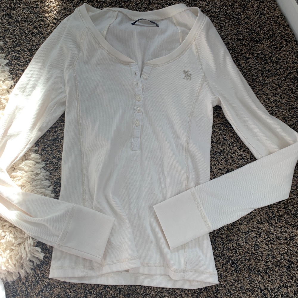 Abercrombie and Fitch Henley longsleeve